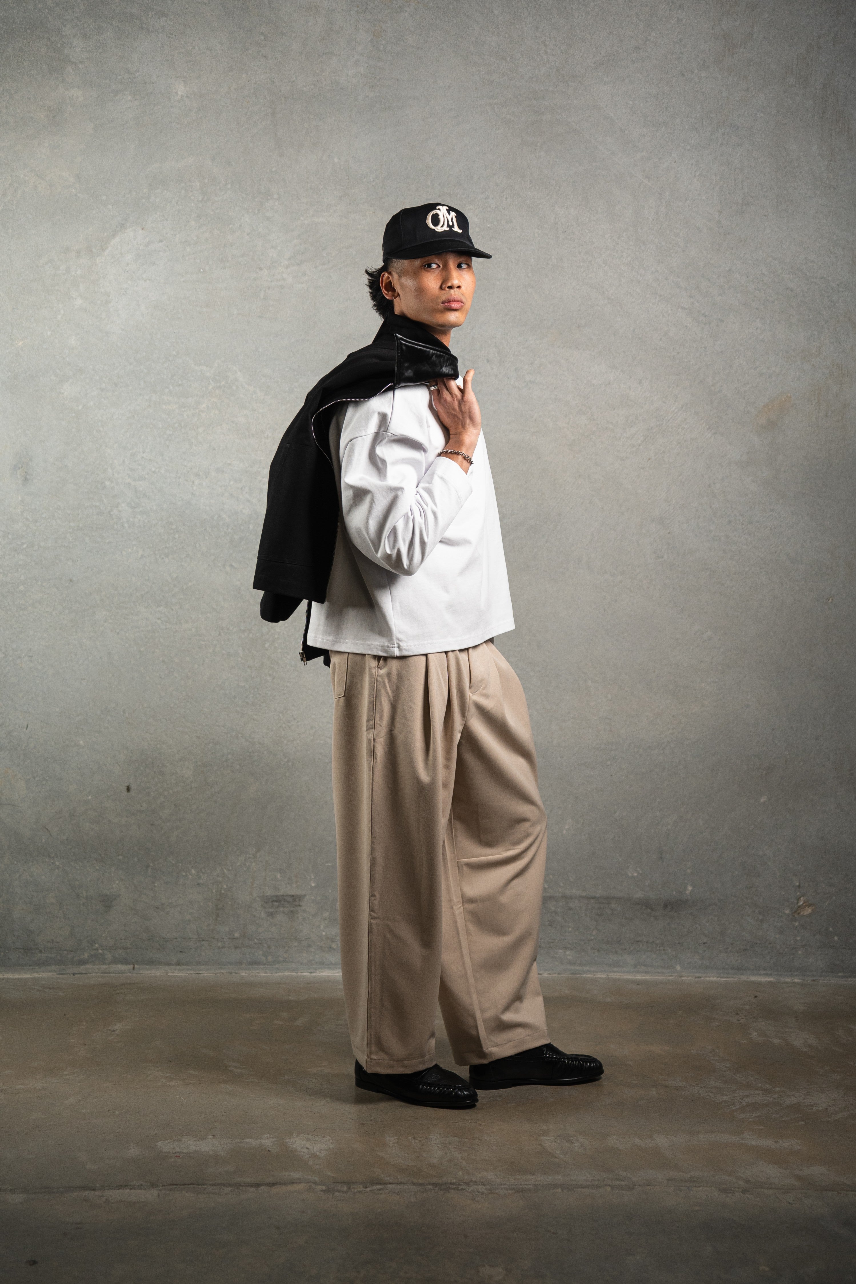 Dune Pleated Pants